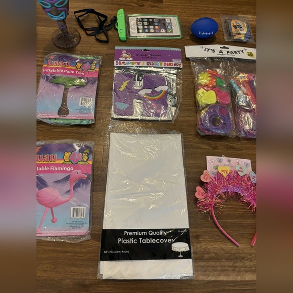 Party supplies, decorations and accessories - Picture 6 of 17